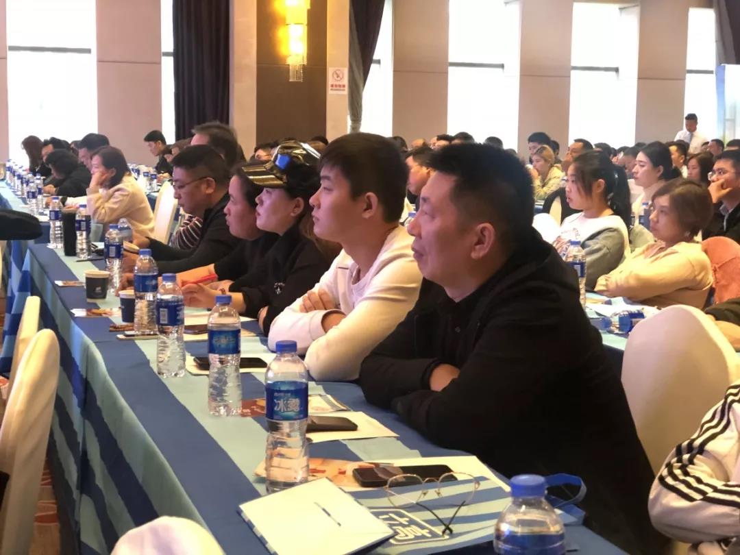 立高百家講壇現場圖